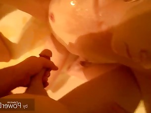 amateur babe fetish hot juicy milf shower squirting wet